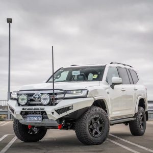 Predator Bull Bar, Suitable for Toyota Land Cruiser 300 Series, 2021 on