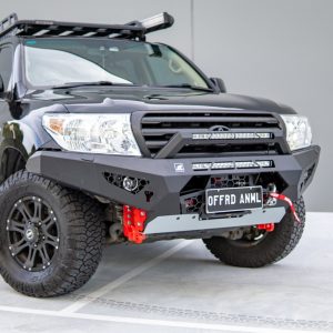Predator Bull bar, Suitable for Toyota Land Cruiser 200 Series, 2008 (MY08) to 2014