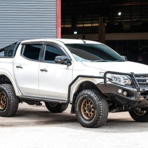 Side Step (Can use for rails, Black) for Mitsubishi Triton MQ (1/2015 to 10/2018)