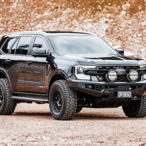 Genesis Non Loop Bar (Black Recovery Points & Bash Plate) for Ford Ranger (5/2022 on) & Everest (6/2022 on)