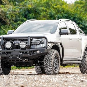 Genesis Loop Bar (Black Recovery Points & Bash Plate) for Ford Ranger (5/2022 on) & Everest (6/2022 on)