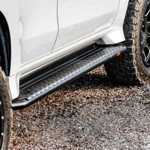 Side Step (Can use for rails, Black) for Mitsubishi Pajero Sport (8/2020 on)