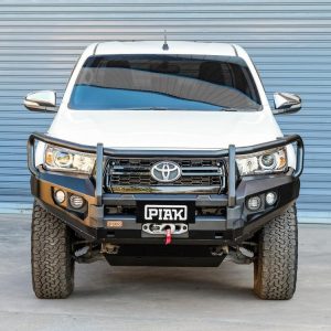 Elite Loop Bar with Black Protection Plate for Toyota Hilux for Toyota Hilux (6/2018 to 4/2020)