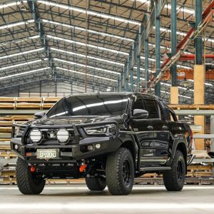 Elite Loop Bar (Orange Recovery Points & Black Bash Plate) for Toyota Hilux (5/2020 to 7/2024)
