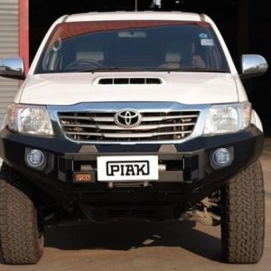 Elite Non Loop Bar with Black Protection Plate for Toyota Hilux (9/2011 to 6/2015)