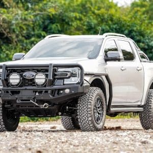Genesis Loop Bar (Black Recovery Points & Bash Plate) for Ford Ranger (5/2022 on) & Everest (6/2022 on)